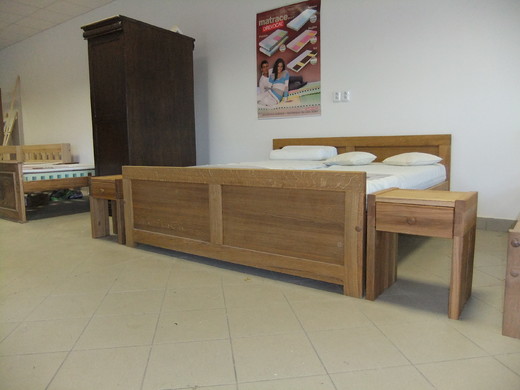 Dubová postel Lenča