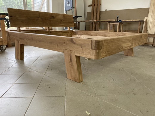 trámová kulatý roh dubová